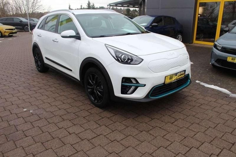 Gebraucht Kia Niro Edition 7 150 kW (204 PS) 2021 Schneeweiß SUV