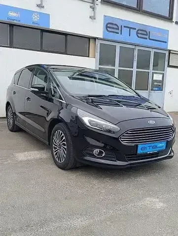 Gebraucht Ford S-MAX Titanium 190 PS (139 kW) 2019 Schwarz (shadow black) Van / Kleinbus