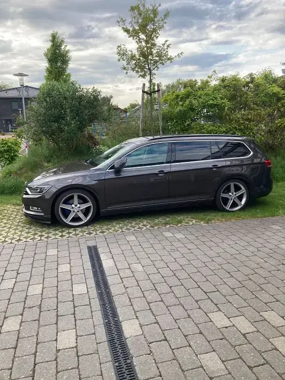 Gebraucht VW Passat Comfortline 150 PS (110 kW) 2016 Braun Kombi