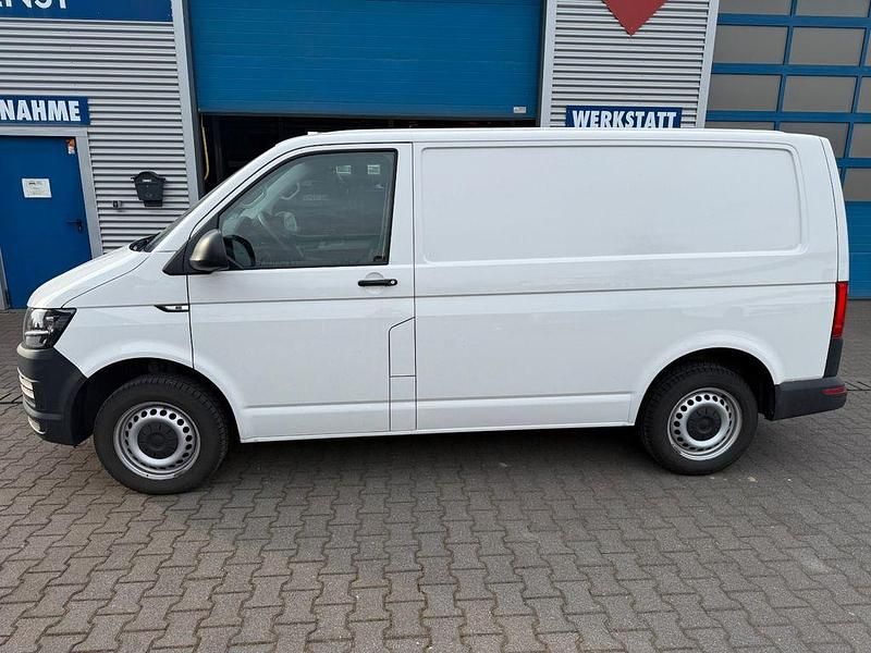 Gebraucht VW Transporter 102 PS (75 kW) 2018 Weiß Van
