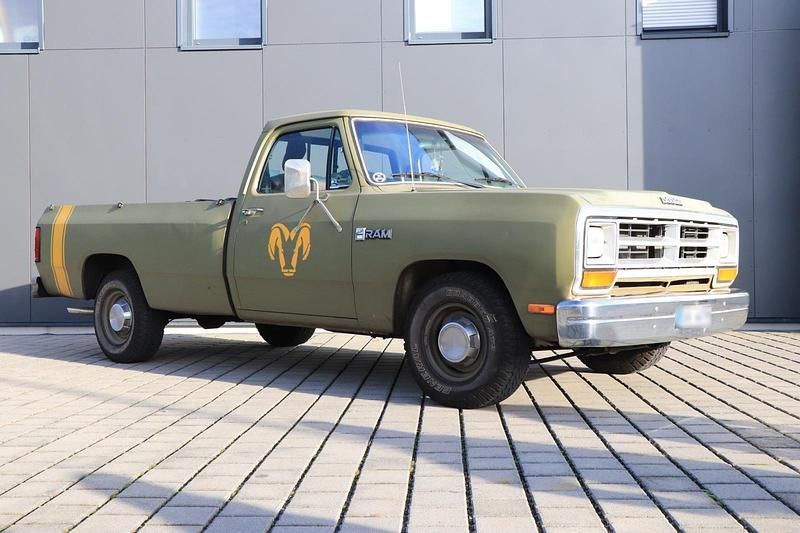 Second-hand Dodge D100 1986 Verde