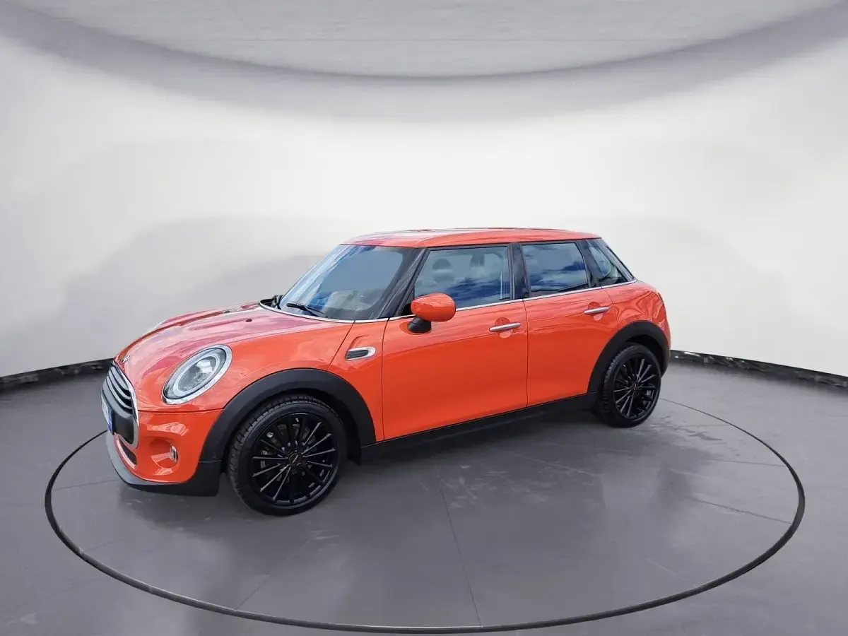 Gebraucht Mini ONE 102 PS (75 kW) 2021 Orange Kleinwagen