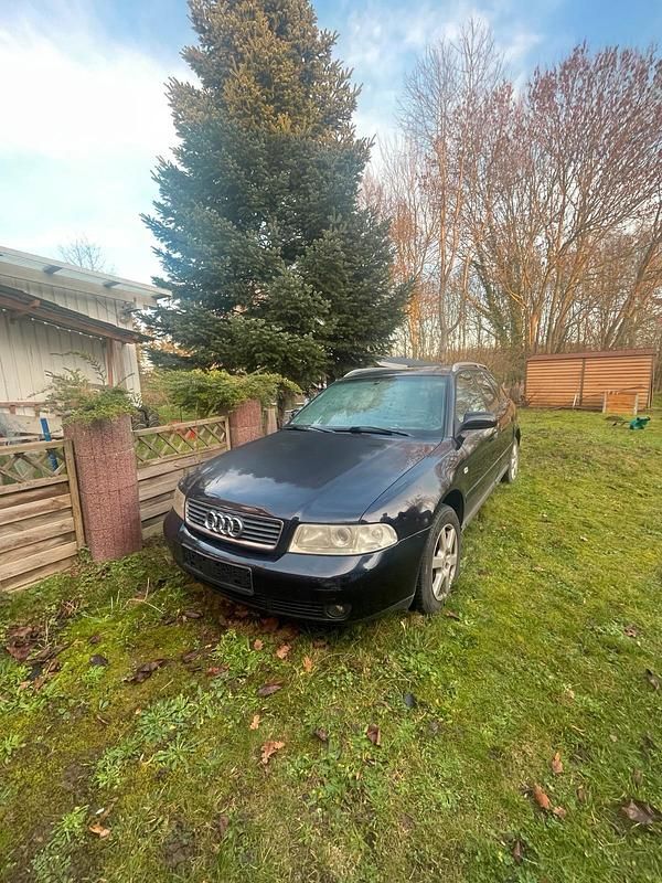 Gebraucht Audi A4 101 PS (74 kW) 1999 Blau Kombi