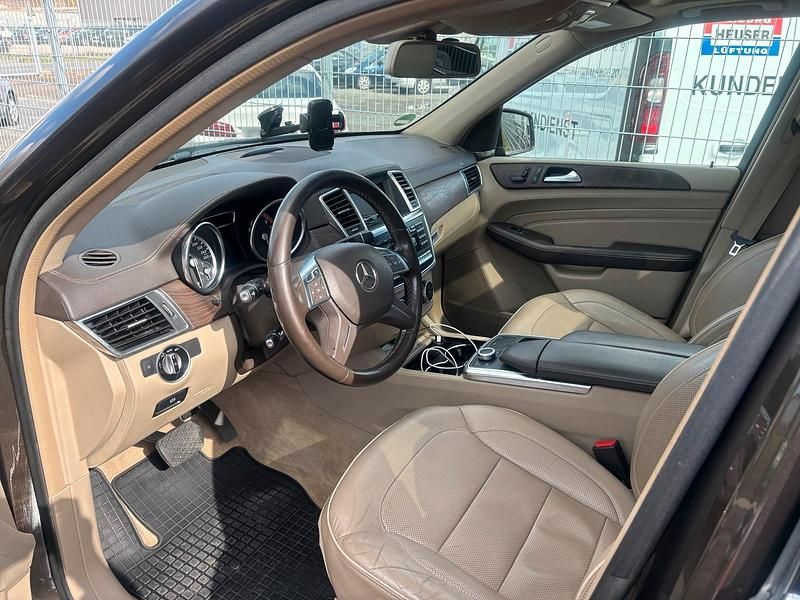 Gebraucht Mercedes ML350 258 PS (189 kW) 2014 Braun SUV