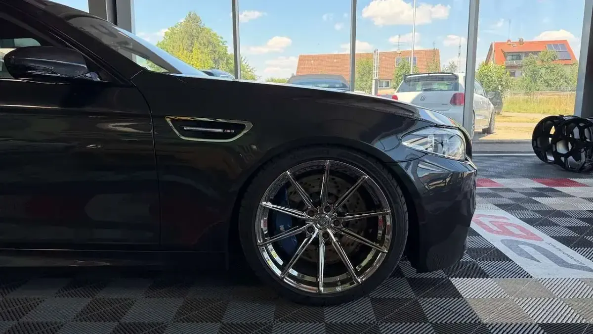 Gebraucht BMW M5 Performance 575 PS (422 kW) 2015 Singapurgrau Limousine