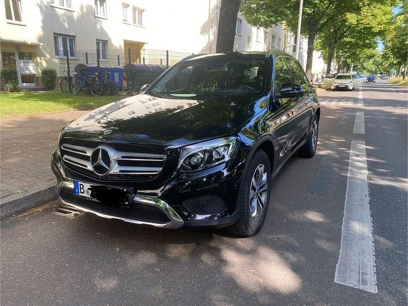 Gebraucht Mercedes GLC250 211 PS (155 kW) 2018 Schwarz SUV
