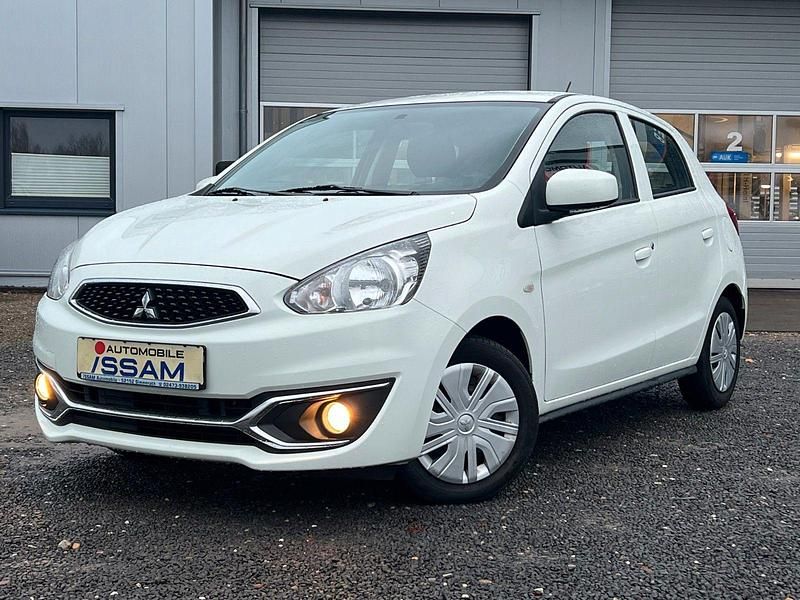 Weiß Gebraucht 2018 Mitsubishi Space Star Edition Kleinwagen | 7.900 € (Fairer Preis) - Bild 1/4