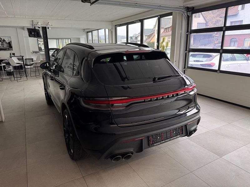 Gebraucht Porsche Macan 265 PS (194 kW) 2023 Schwarz SUV