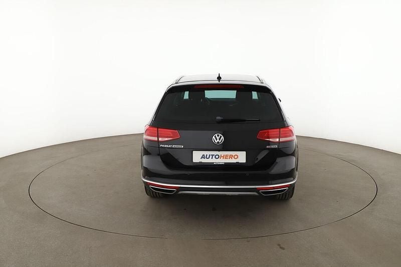 Gebraucht VW Passat Alltrack 190 PS (139 kW) 2018 Schwarz Kombi
