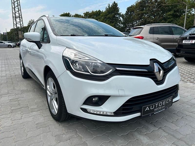 Gebraucht Renault Clio IV 75 PS (55 kW) 2017 Weiß Limousine