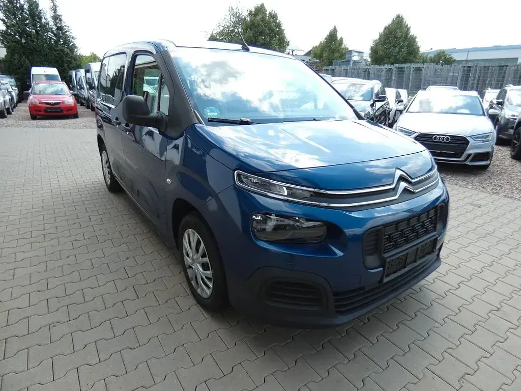 Gebraucht Citroën Berlingo Live 102 PS (75 kW) 2018 Blau Van / Kleinbus