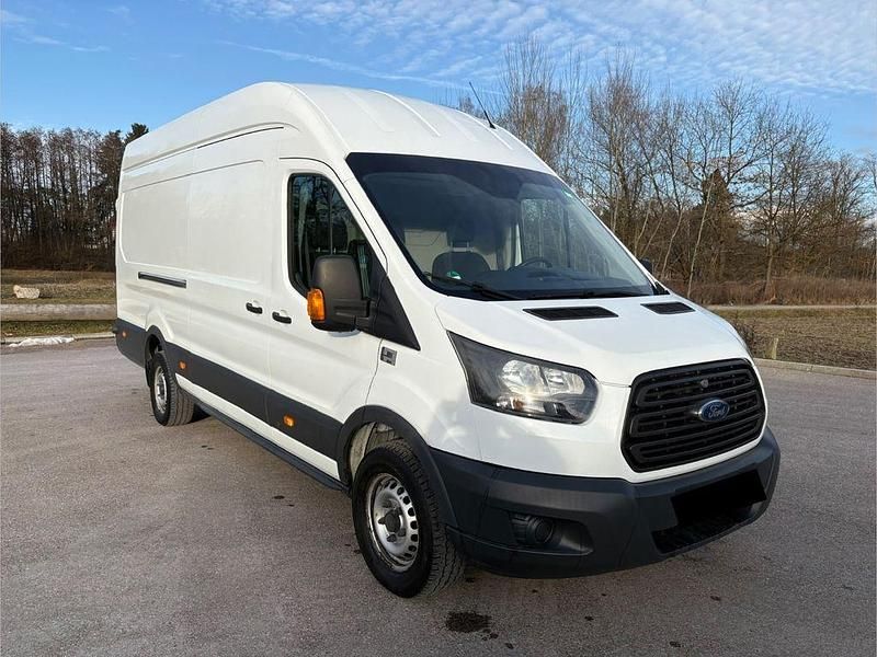 Gebraucht Ford Transit 131 PS (96 kW) 2017 Weiß Van / Kleinbus