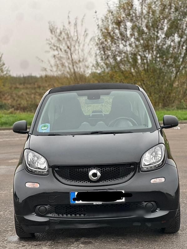 Gebraucht Smart ForTwo Coupé 71 PS (52 kW) 2019 Schwarz Coupé