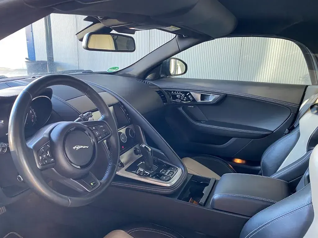 Gebraucht Jaguar F-Type R 551 PS (405 kW) 2015 Schwarz Cabrio