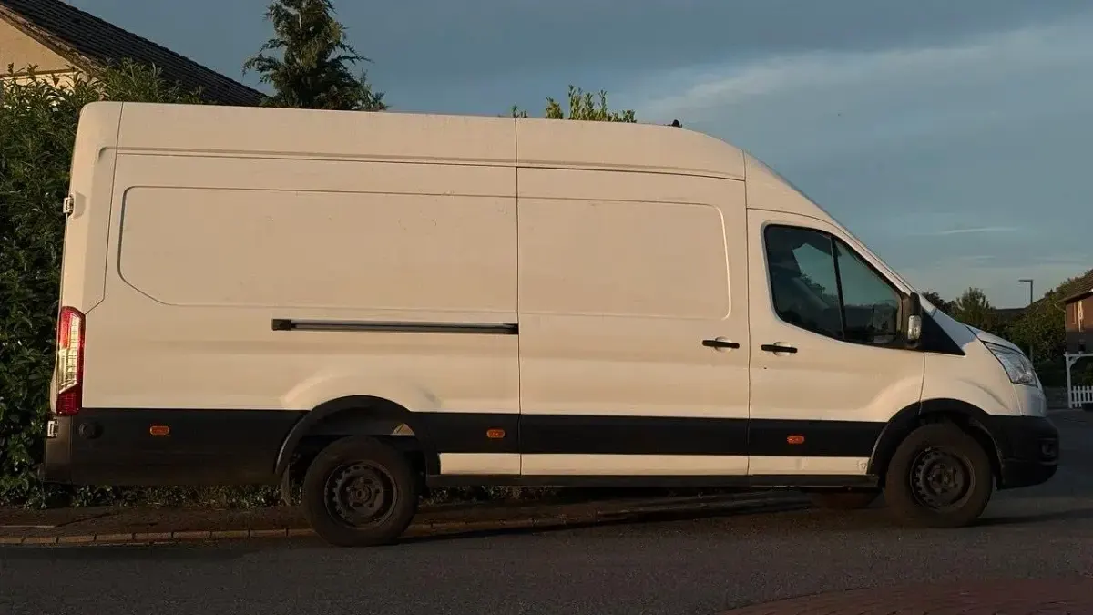 Gebraucht Ford Transit Trend 130 PS (95 kW) 2021 Weiß Limousine