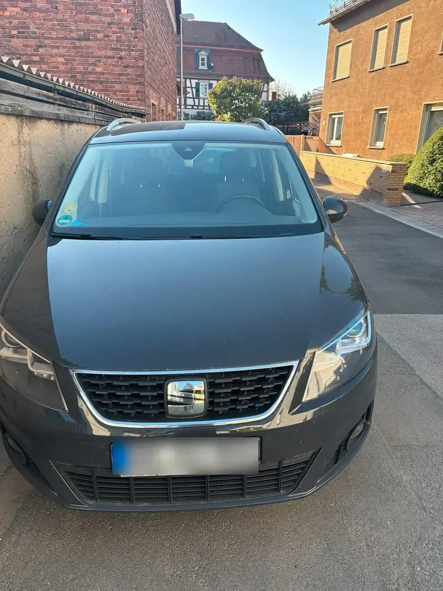 Gebraucht Seat Alhambra XCELLENCE 150 PS (110 kW) 2019 Grau Van / Kleinbus