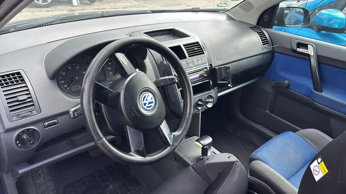 Gebraucht VW Polo 75 PS (55 kW) 2002 Blau Kleinwagen