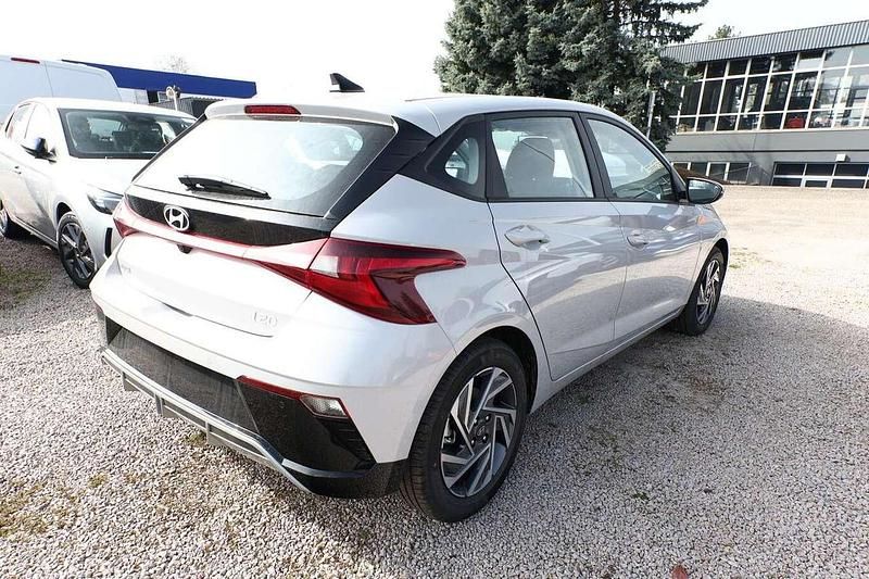 Neu Hyundai i20 Select 90 PS (66 kW) 2026 Lumen grey mineraleffekt Kleinwagen