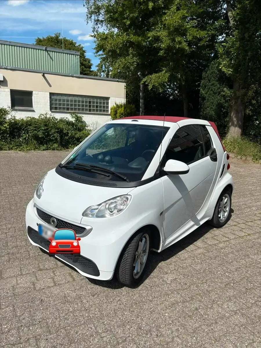 Gebraucht Smart ForTwo Cabrio Passion 71 PS (52 kW) 2014 Weiß Cabrio