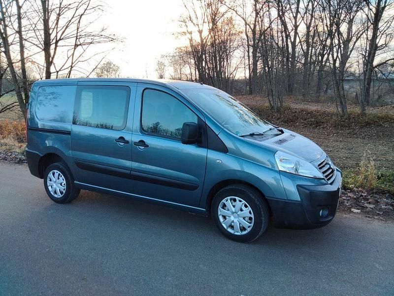 Gebraucht Fiat Scudo 128 PS (94 kW) 2012 Grau Van