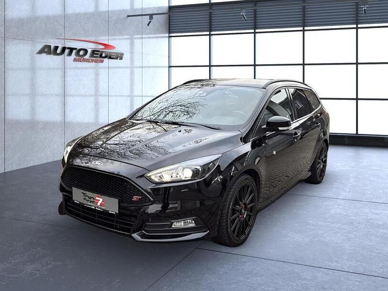 Gebraucht Ford Focus ST 250 PS (183 kW) 2018 Iridiumschwarz (metallic) Kombi