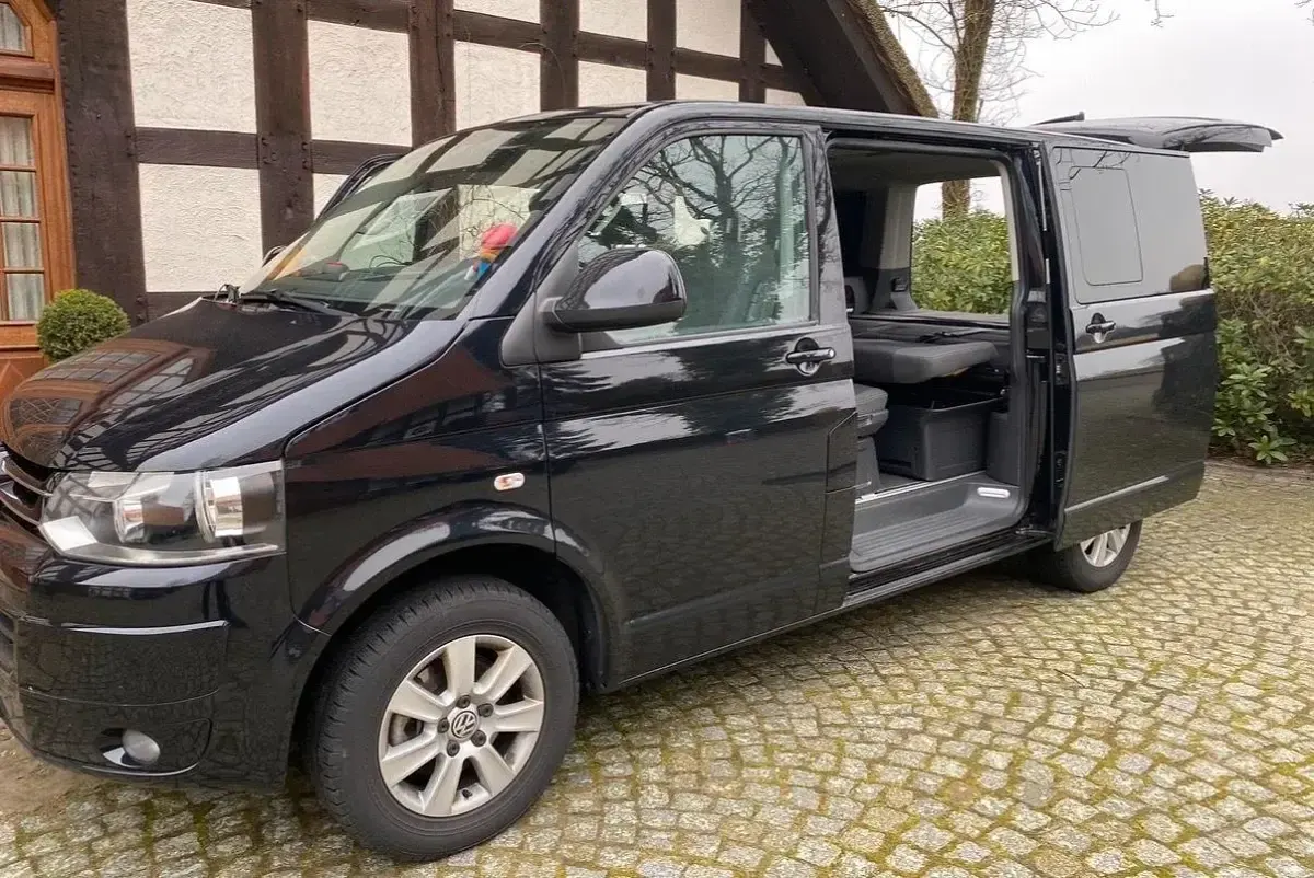 Usata VW T5 140 CV (102 kW) 2009 Nero Furgone