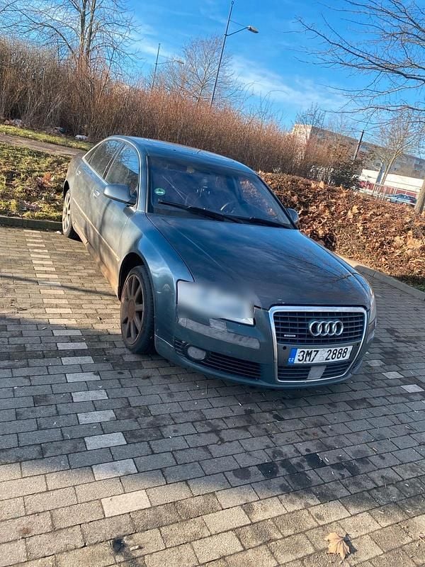 Blau Gebraucht 2006 Audi A8 Limousine | 1.999 € - Bild 1/4