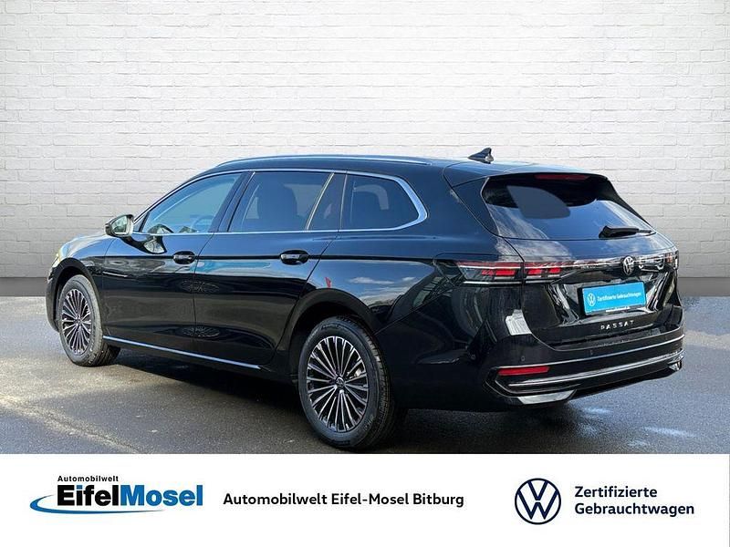 Neu VW Passat 150 PS (110 kW) 2026 Schwarz Kombi