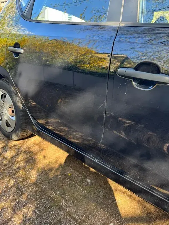 Usado Hyundai i30 Classic 109 CV (80 kW) 2012 Negro Berlina