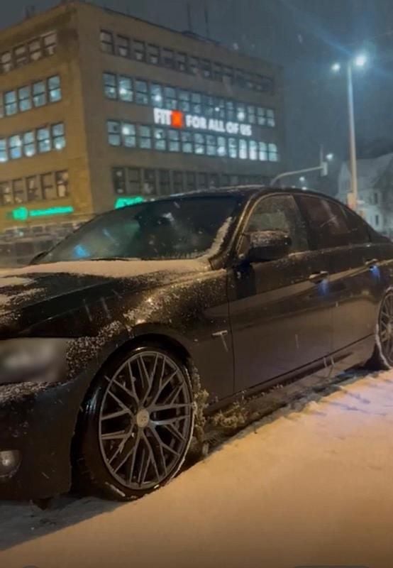 Gebraucht BMW 330 M Sport 258 PS (189 kW) 2011 Schwarz Limousine