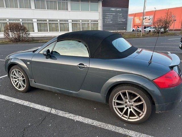 Gebraucht Audi TT Roadster Sport 163 PS (119 kW) 2006 Grau Cabrio