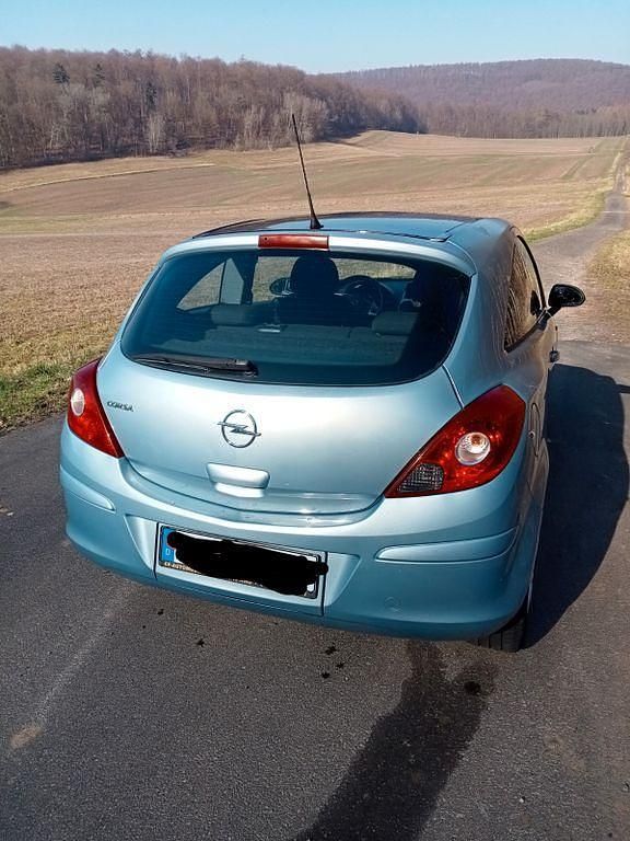 Gebraucht Opel Corsa 60 PS (44 kW) 2008 Silber Kleinwagen