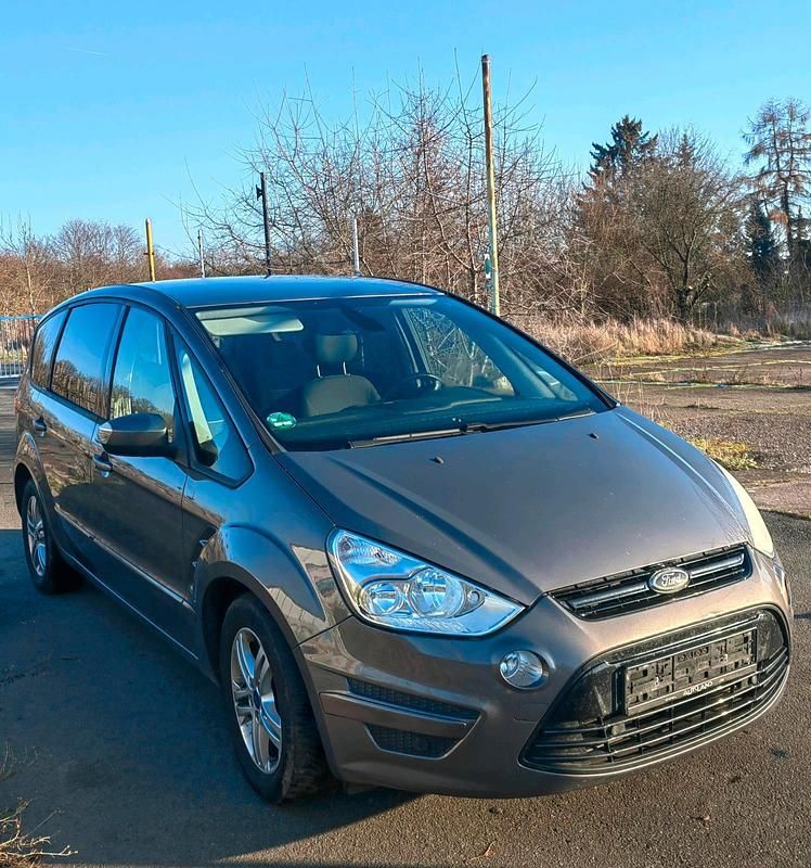 Gebraucht Ford S-MAX S 140 PS (102 kW) 2014 Van / Kleinbus