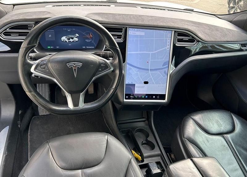 Gebraucht Tesla Model S 269 kW (367 PS) 2015 Weiß Kleinwagen