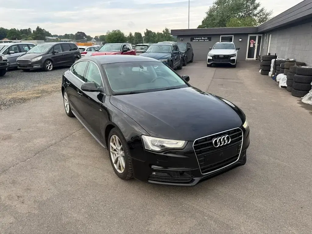 Gebraucht Audi A5 Sportback 144 PS (105 kW) 2016 Schwarz Kleinwagen