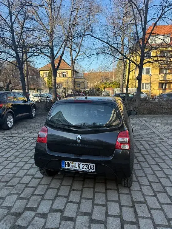 Second-hand Renault Twingo Dynamique 76 CP (55 kW) 2008 Negru Hatchback