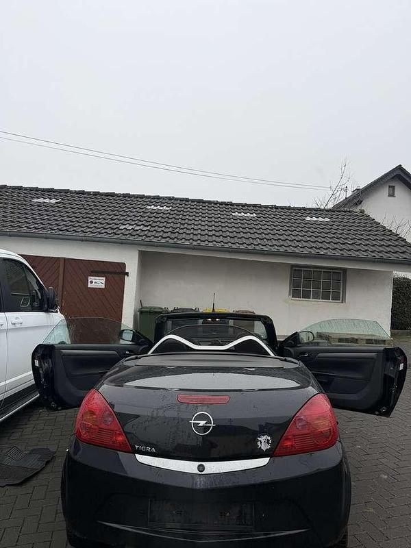 Gebraucht Opel Tigra Enjoy 90 PS (66 kW) 2005 Cabrio