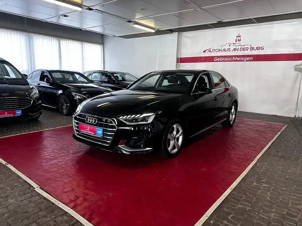 Gebraucht Audi A4 Sport 150 PS (110 kW) 2023 Schwarz Limousine