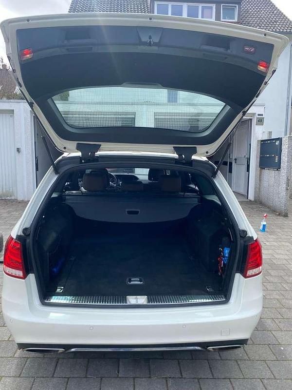 Gebraucht Mercedes E200 Avantgarde 184 PS (135 kW) 2013 Weiß Kombi