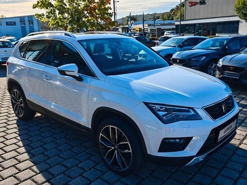 Blanco candy/bila white Gebraucht 2018 Seat Ateca XCELLENCE SUV | 19.799 € (Teuer) - Bild 1/4