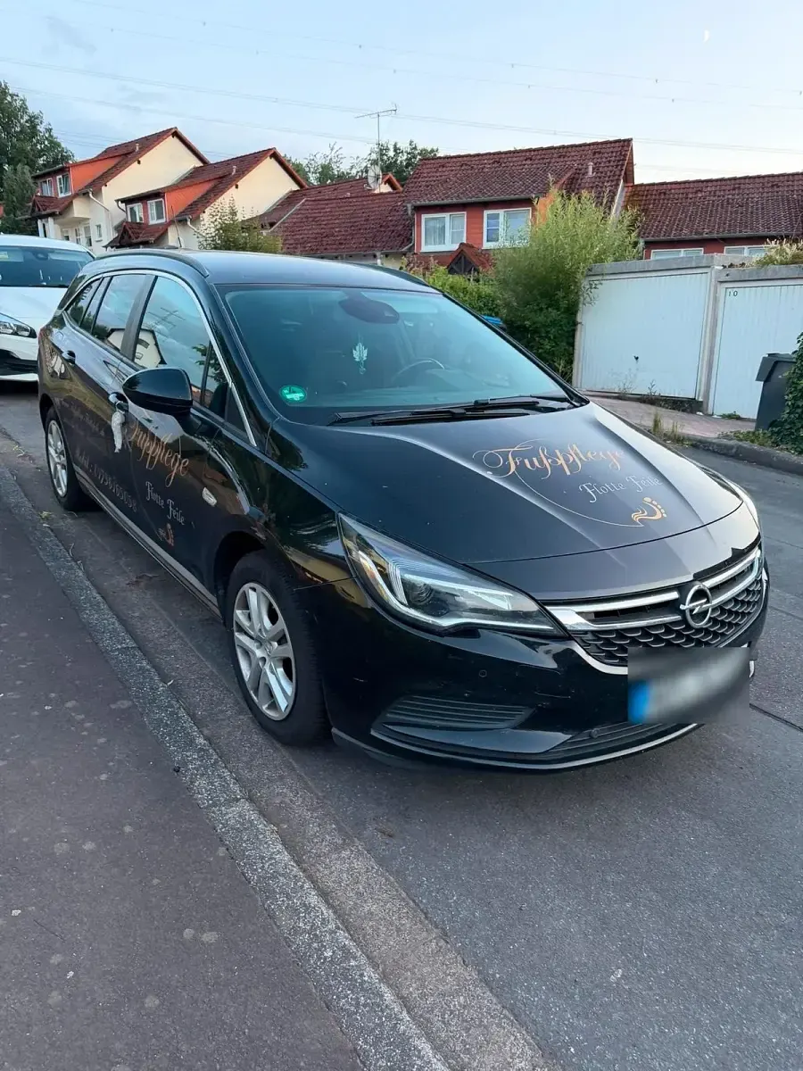 Gebraucht Opel Astra 150 PS (110 kW) 2016 Schwarz Kombi
