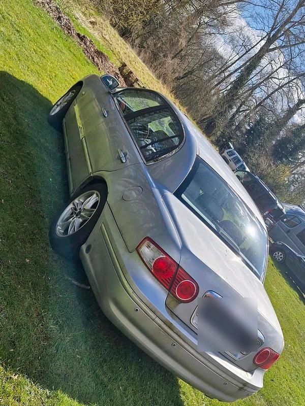 Gebraucht Kia Opirus 204 PS (150 kW) 2004 Silber Limousine