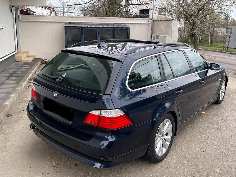 Gebraucht BMW 520 163 PS (119 kW) 2007 Blau Kombi