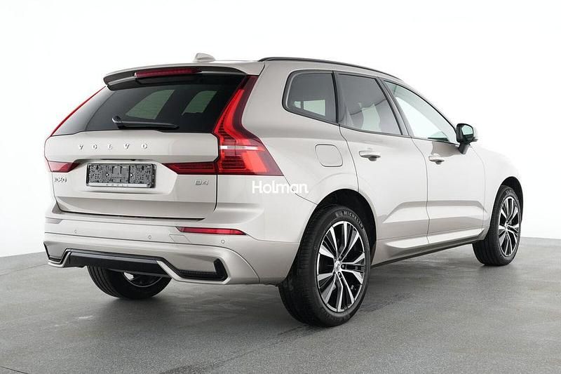 Gebraucht Volvo XC60 Plus 197 PS (144 kW) 2024 Grau SUV