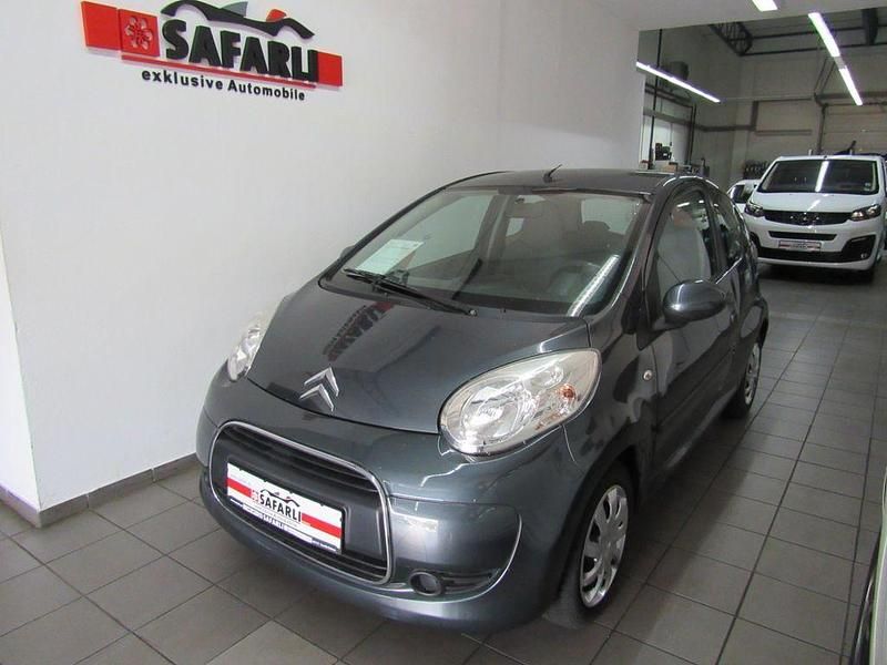 Grau Gebraucht 2012 Citroën C1 Style Kleinwagen | 4.680 € (Fairer Preis) - Bild 1/4