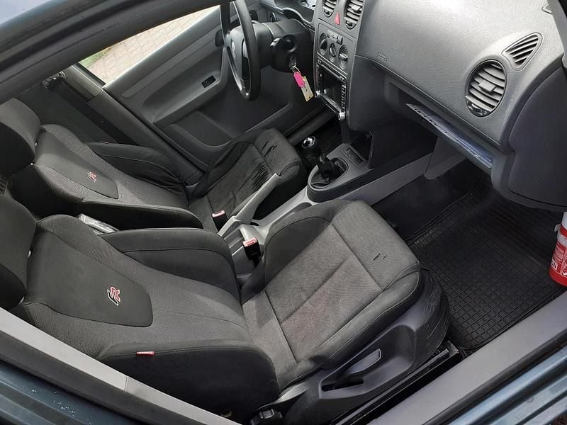 Gebraucht VW Caddy 105 PS (77 kW) 2010 Grau Van / Kleinbus