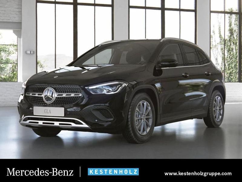 Schwarz Gebraucht 2020 Mercedes GLA250 Style SUV | 29.490 € (Fairer Preis) - Bild 1/4