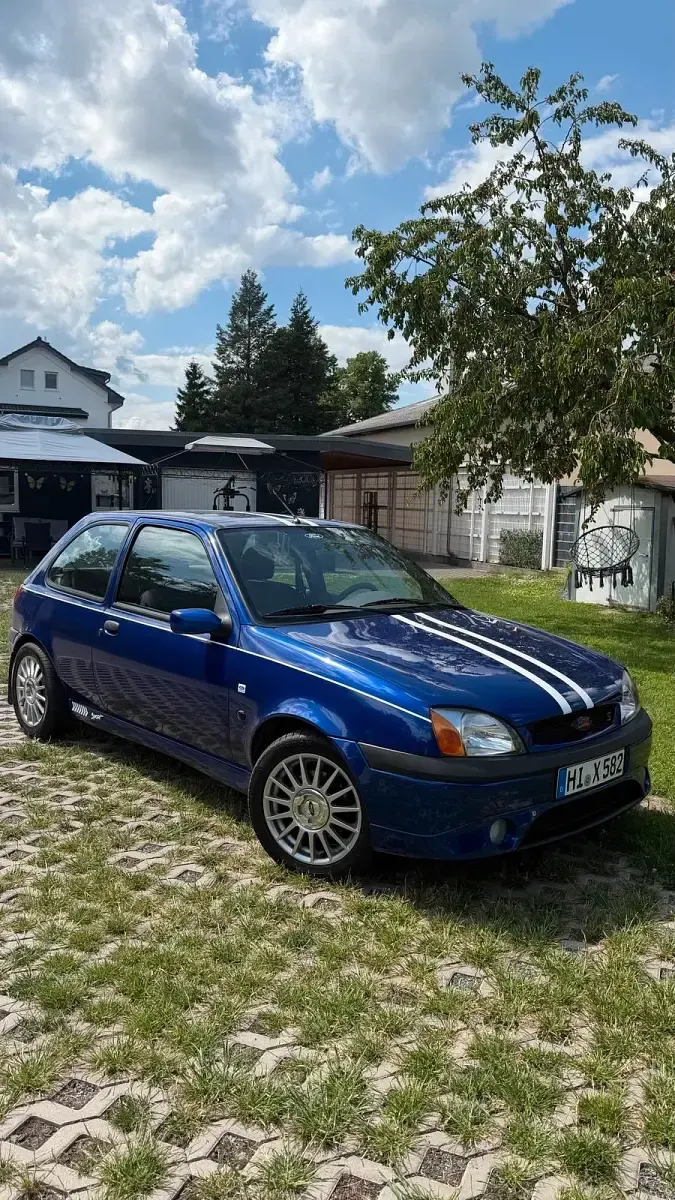 Gebraucht Ford Fiesta Sport 105 PS (77 kW) 2000 Blau Kleinwagen