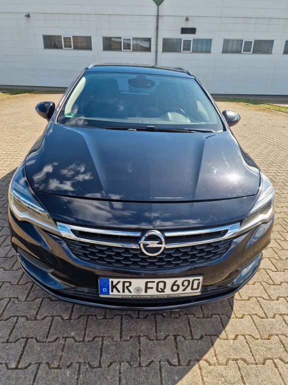 Schwarz Gebraucht 2018 Opel Astra Edition Kombi | 7.499 € (Guter Preis) - Bild 1/4