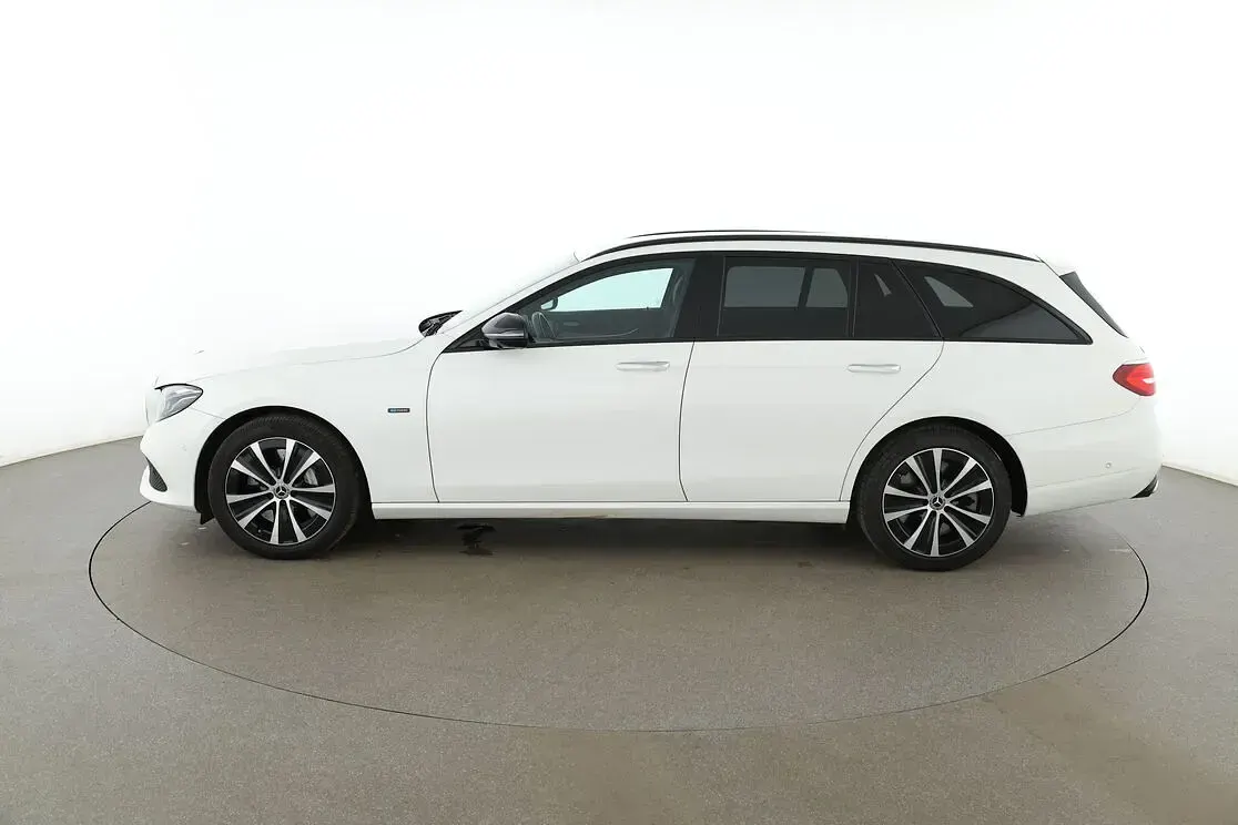 Gebraucht Mercedes E300 Avantgarde 122 PS (89 kW) 2020 Weiß Kombi